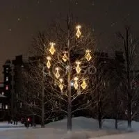 Уличнаясветодиодная подсветка для деревьев «Плоды Деметры»